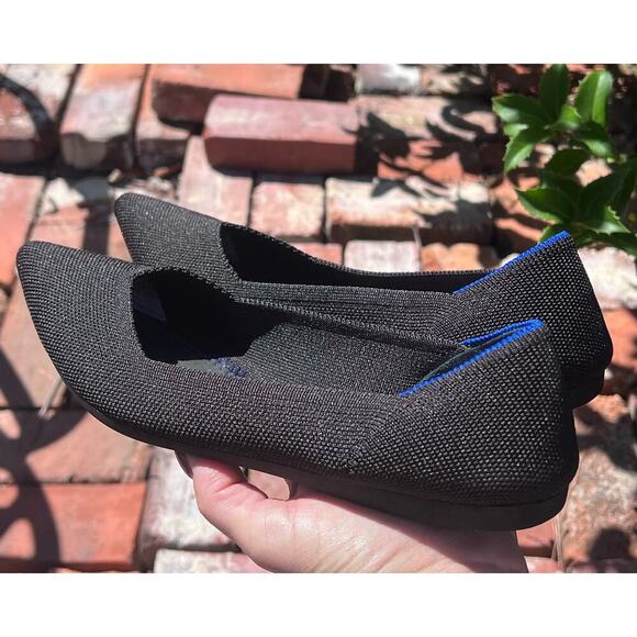 Rothy’s Women's The Point Flats Size 9
Black & Blue Knit Slip On Shoe Wa… - Picture 10 of 17
